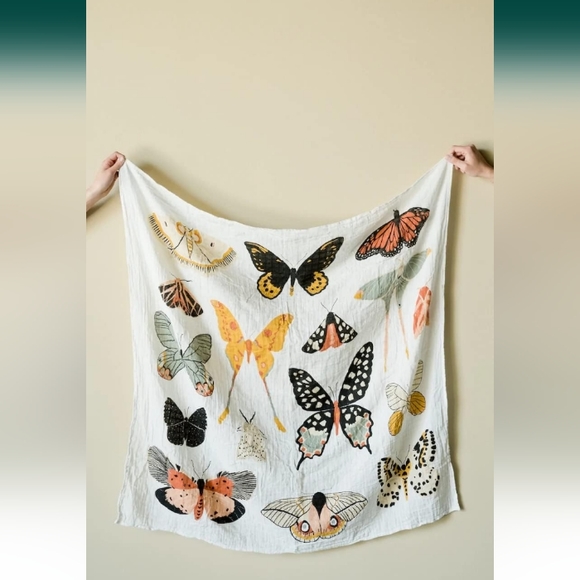 Clementine Kids Butterfly Collector Swaddle Blanket NIB - Picture 2 of 4